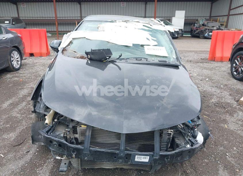 Photo 11 of 2017 Chevrolet Cruze LS AUTO (VIN 1G1BC5SM1H7226606)