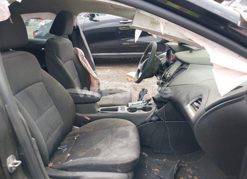 Photo 5 of 2017 Chevrolet Cruze LS AUTO (VIN 1G1BC5SM1H7226606)