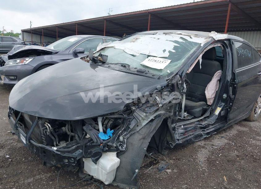 Photo 6 of 2017 Chevrolet Cruze LS AUTO (VIN 1G1BC5SM1H7226606)