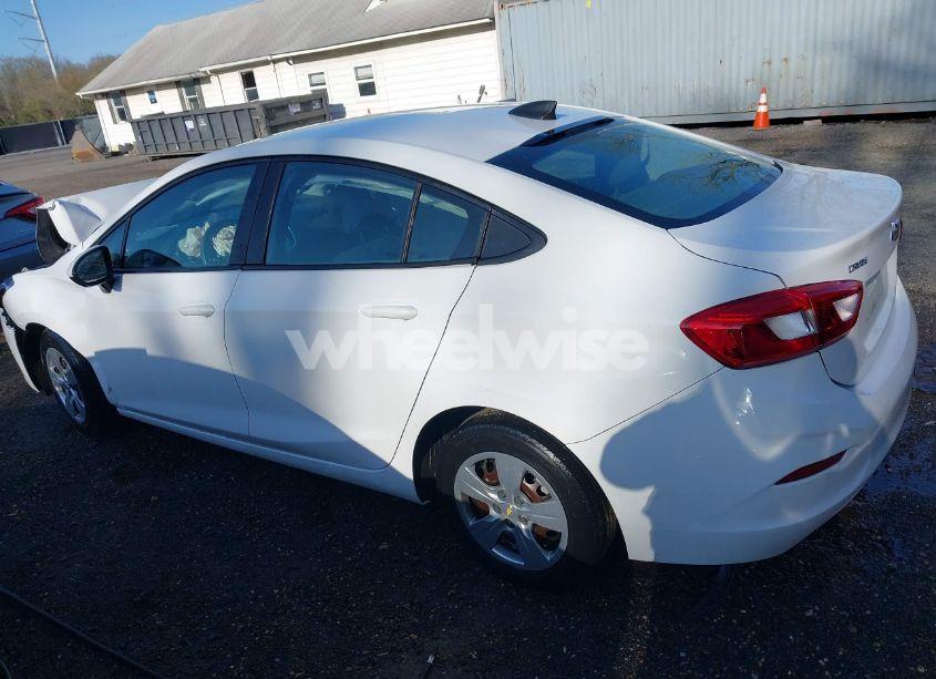 Photo 3 of 2017 Chevrolet Cruze LS AUTO (VIN 1G1BC5SM1H7252008)