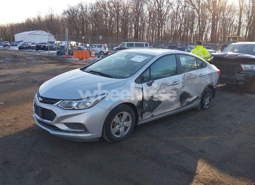 Photo 2 of 2017 Chevrolet Cruze LS AUTO (VIN 1G1BC5SM1H7273294)