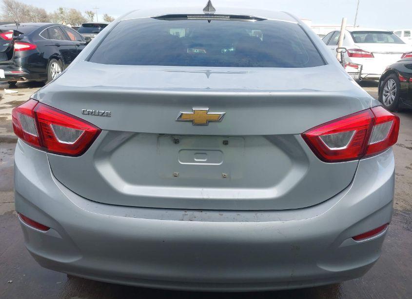 Photo 17 of 2018 Chevrolet Cruze LS AUTO (VIN 1G1BC5SM1J7153310)