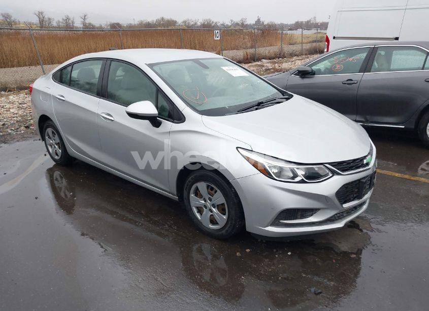 2018 Chevrolet Cruze LS AUTO (VIN 1G1BC5SM1J7179762) main photo