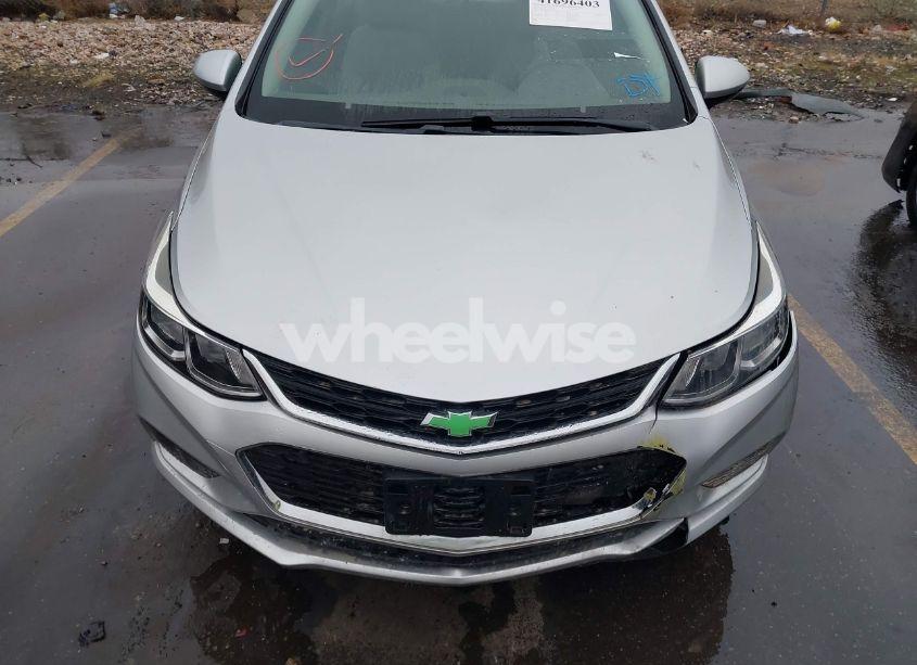 Photo 12 of 2018 Chevrolet Cruze LS AUTO (VIN 1G1BC5SM1J7179762)