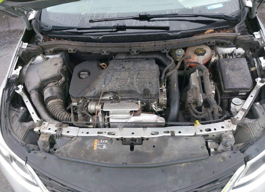 Photo 10 of 2018 Chevrolet Cruze LS AUTO (VIN 1G1BC5SM1J7185416)