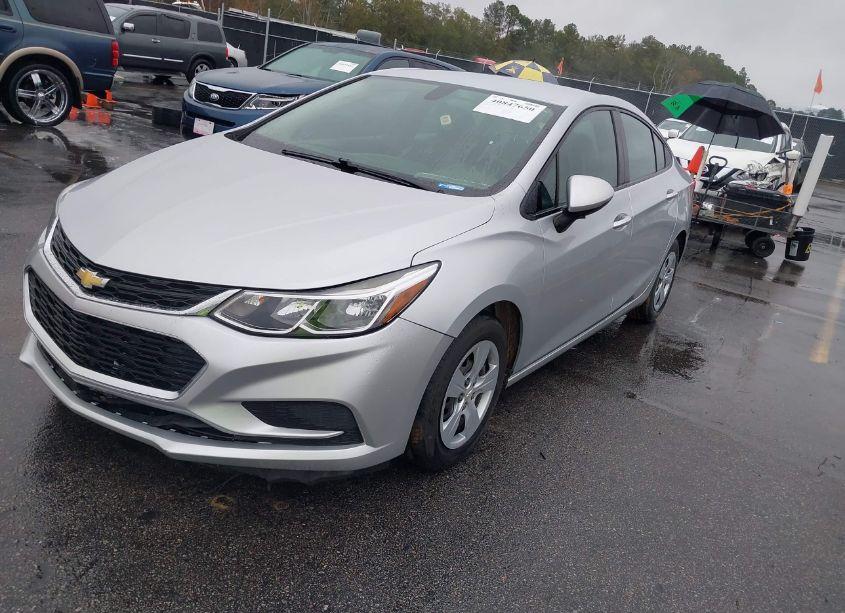 Photo 2 of 2018 Chevrolet Cruze LS AUTO (VIN 1G1BC5SM1J7185416)