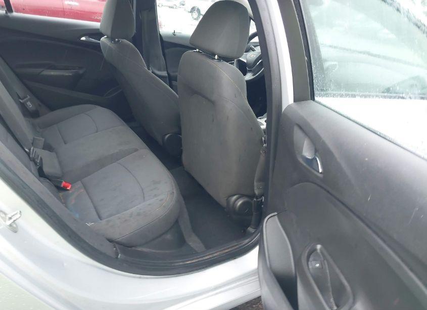 Photo 8 of 2018 Chevrolet Cruze LS AUTO (VIN 1G1BC5SM1J7185416)