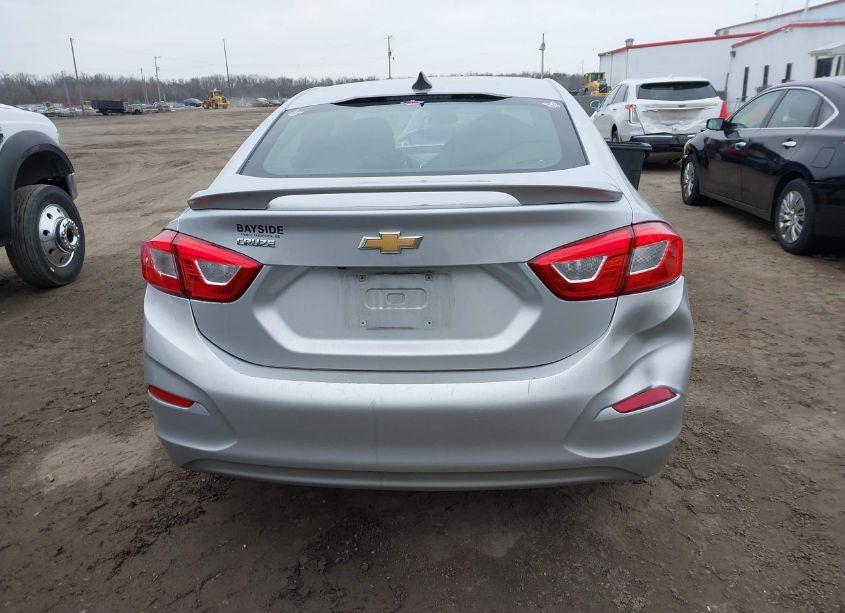 Photo 16 of 2018 Chevrolet Cruze LS AUTO (VIN 1G1BC5SM1J7185433)