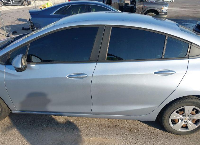 Photo 15 of 2018 Chevrolet Cruze LS AUTO (VIN 1G1BC5SM1J7225493)