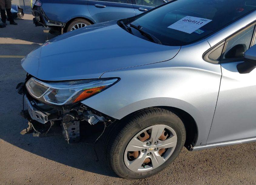 Photo 18 of 2018 Chevrolet Cruze LS AUTO (VIN 1G1BC5SM1J7225493)