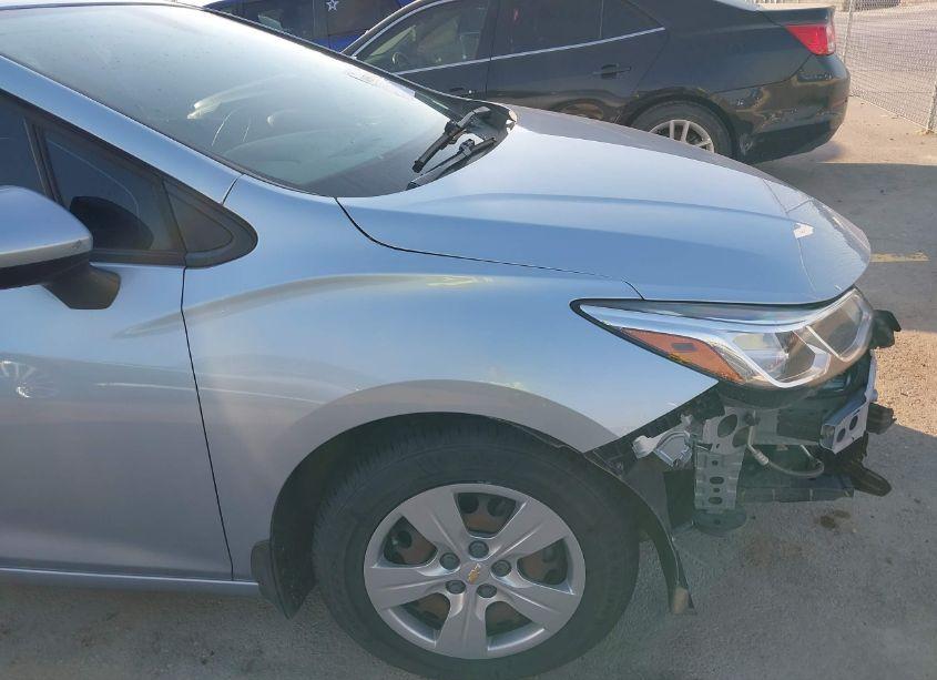 Photo 19 of 2018 Chevrolet Cruze LS AUTO (VIN 1G1BC5SM1J7225493)