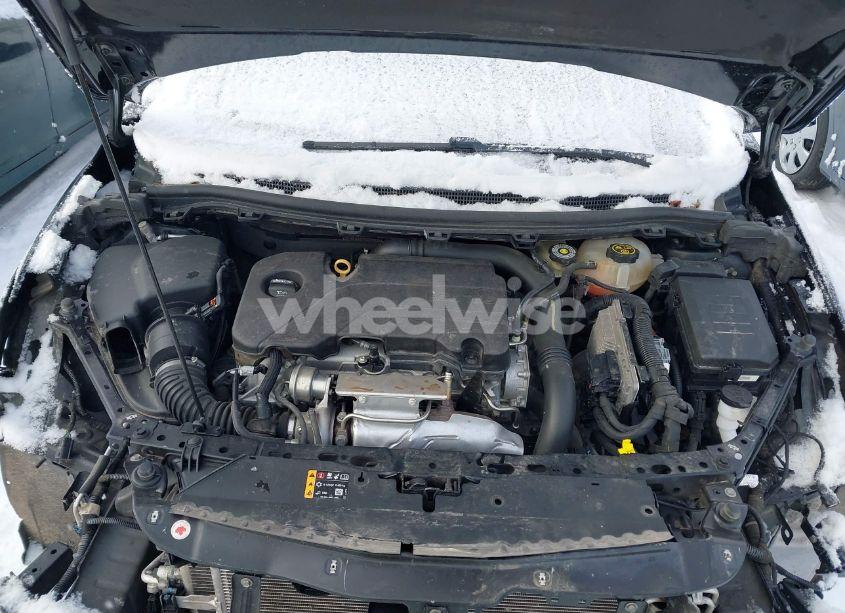Photo 10 of 2018 Chevrolet Cruze LS AUTO (VIN 1G1BC5SM1J7229334)