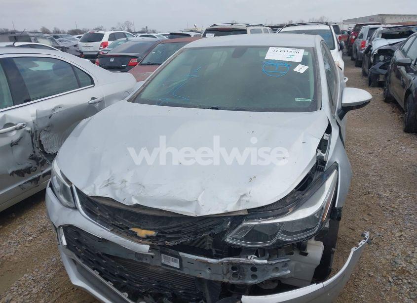 Photo 12 of 2018 Chevrolet Cruze LS AUTO (VIN 1G1BC5SM1J7240737)