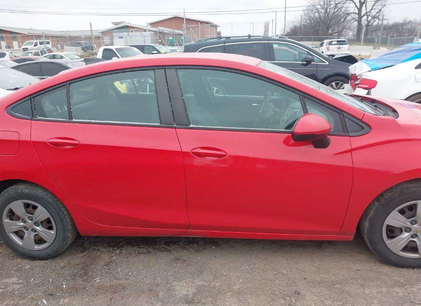 Photo 13 of 2018 Chevrolet Cruze LS AUTO (VIN 1G1BC5SM1J7243394)