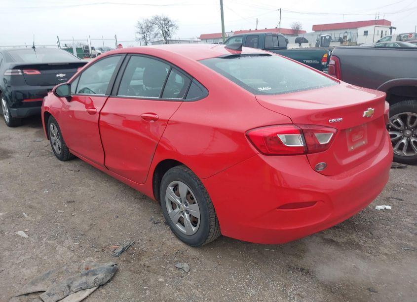 Photo 3 of 2018 Chevrolet Cruze LS AUTO (VIN 1G1BC5SM1J7243394)
