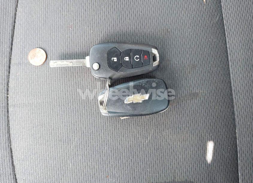 Photo 11 of 2019 Chevrolet Cruze LS (VIN 1G1BC5SM1K7152868)