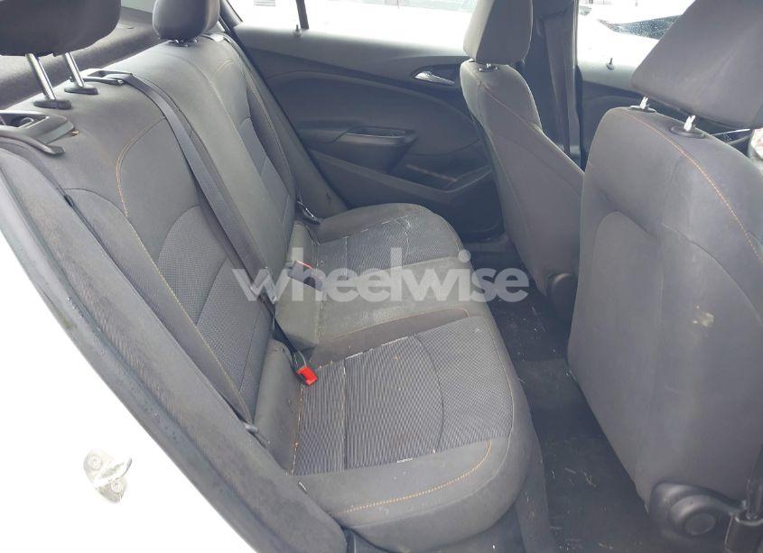 Photo 8 of 2019 Chevrolet Cruze LS (VIN 1G1BC5SM1K7152868)