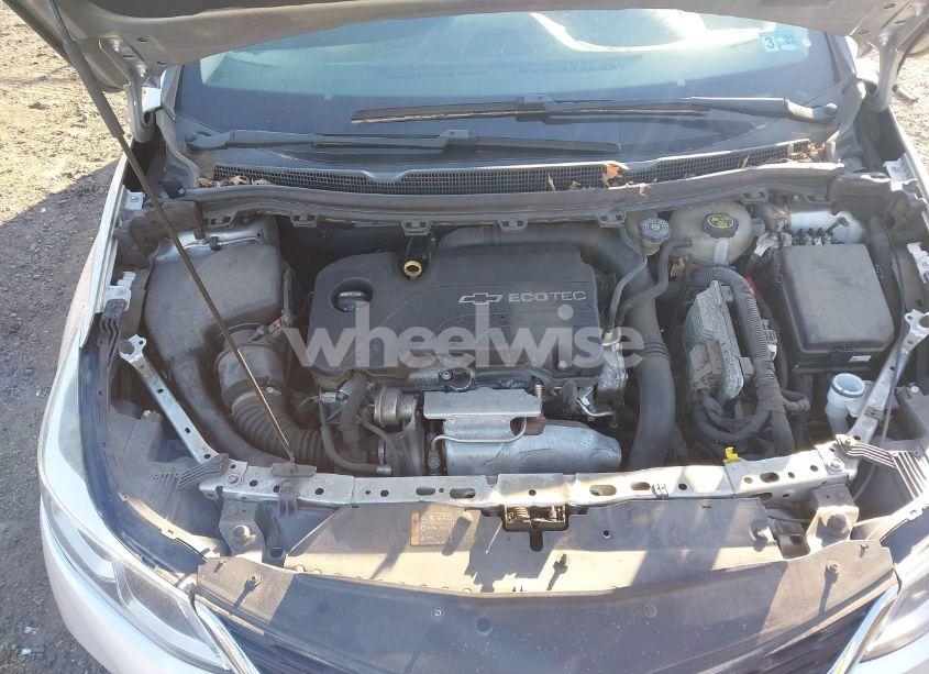 Photo 10 of 2016 Chevrolet Cruze LS AUTO (VIN 1G1BC5SM2G7249732)