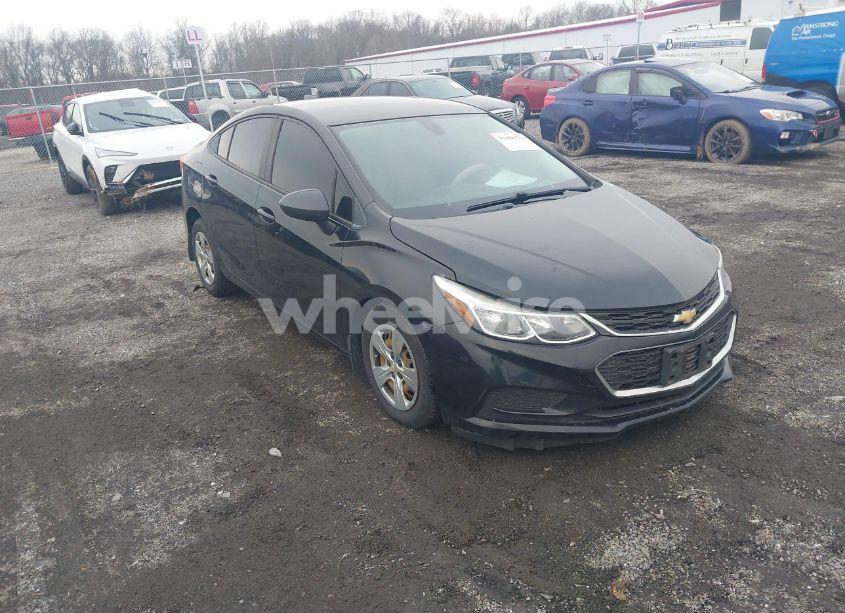 2016 Chevrolet Cruze LS AUTO (VIN 1G1BC5SM2G7254820) main photo