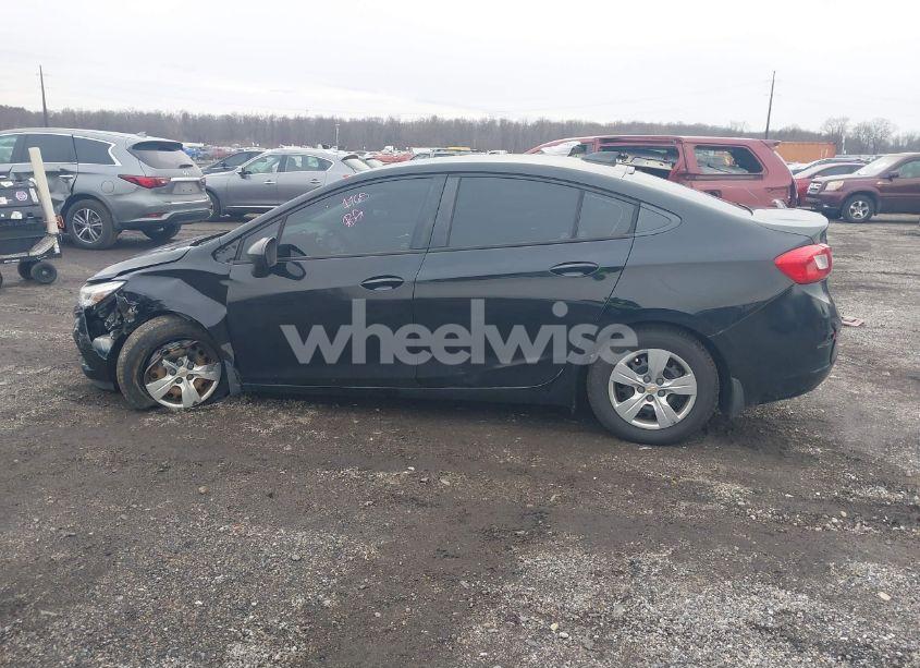 Photo 14 of 2016 Chevrolet Cruze LS AUTO (VIN 1G1BC5SM2G7254820)