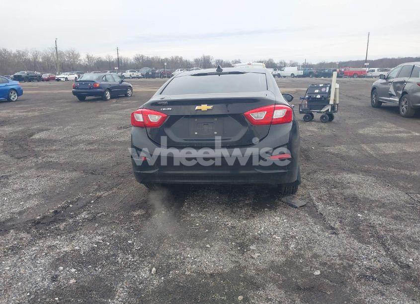 Photo 16 of 2016 Chevrolet Cruze LS AUTO (VIN 1G1BC5SM2G7254820)