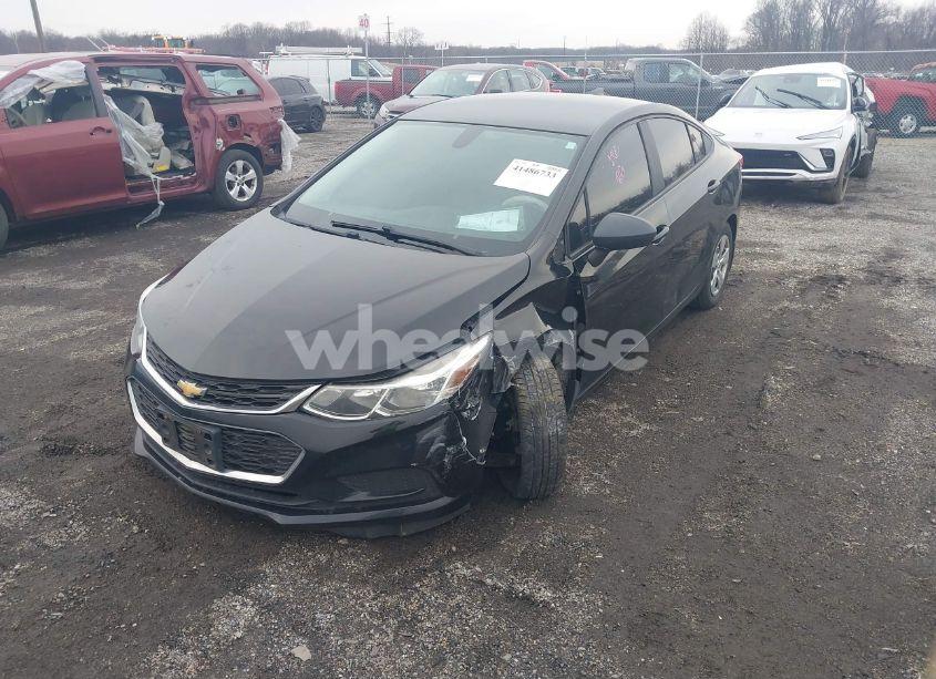 Photo 2 of 2016 Chevrolet Cruze LS AUTO (VIN 1G1BC5SM2G7254820)