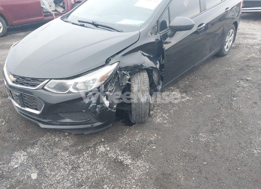 Photo 6 of 2016 Chevrolet Cruze LS AUTO (VIN 1G1BC5SM2G7254820)