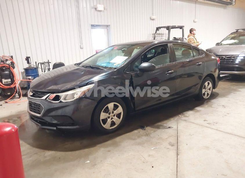Photo 2 of 2016 Chevrolet Cruze LS AUTO (VIN 1G1BC5SM2G7258172)