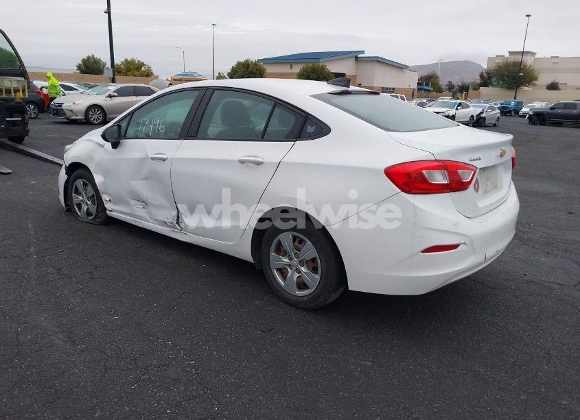 Photo 3 of 2016 Chevrolet Cruze LS AUTO (VIN 1G1BC5SM2G7259984)