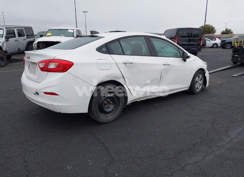Photo 4 of 2016 Chevrolet Cruze LS AUTO (VIN 1G1BC5SM2G7259984)