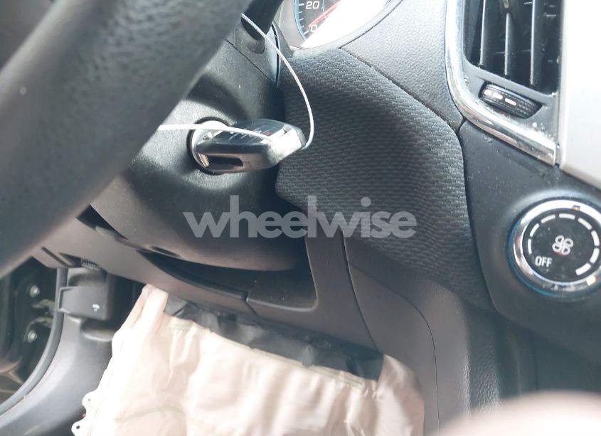 Photo 11 of 2016 Chevrolet Cruze LS AUTO (VIN 1G1BC5SM2G7260536)