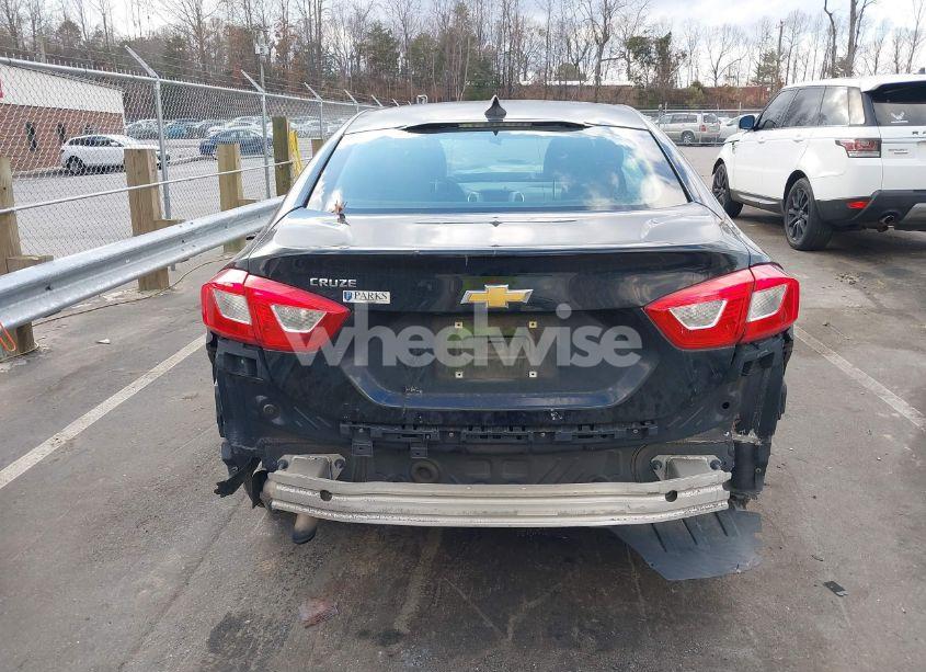 Photo 16 of 2016 Chevrolet Cruze LS AUTO (VIN 1G1BC5SM2G7260536)