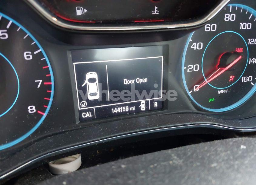 Photo 7 of 2016 Chevrolet Cruze LS AUTO (VIN 1G1BC5SM2G7260536)