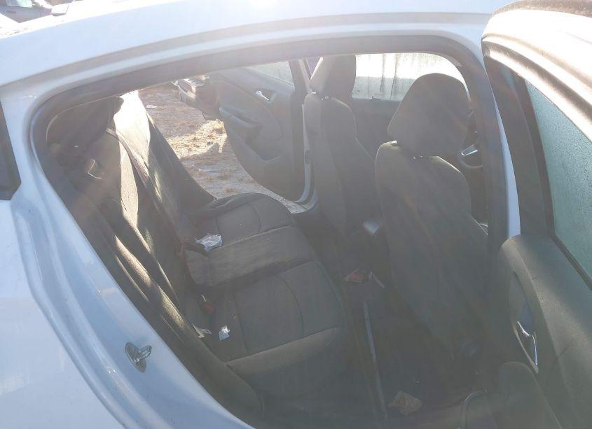 Photo 8 of 2016 Chevrolet Cruze LS AUTO (VIN 1G1BC5SM2G7265316)