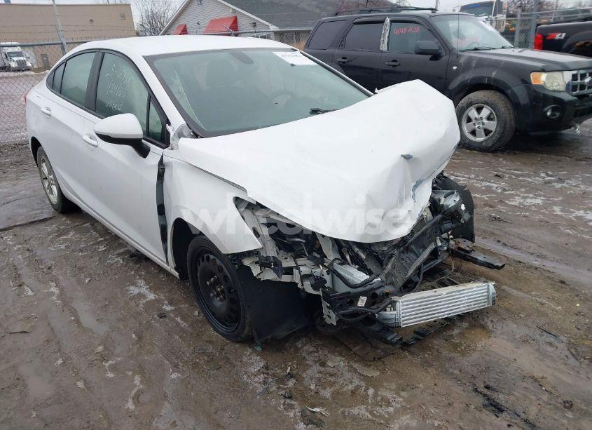2016 Chevrolet Cruze LS AUTO (VIN 1G1BC5SM2G7274730) main photo