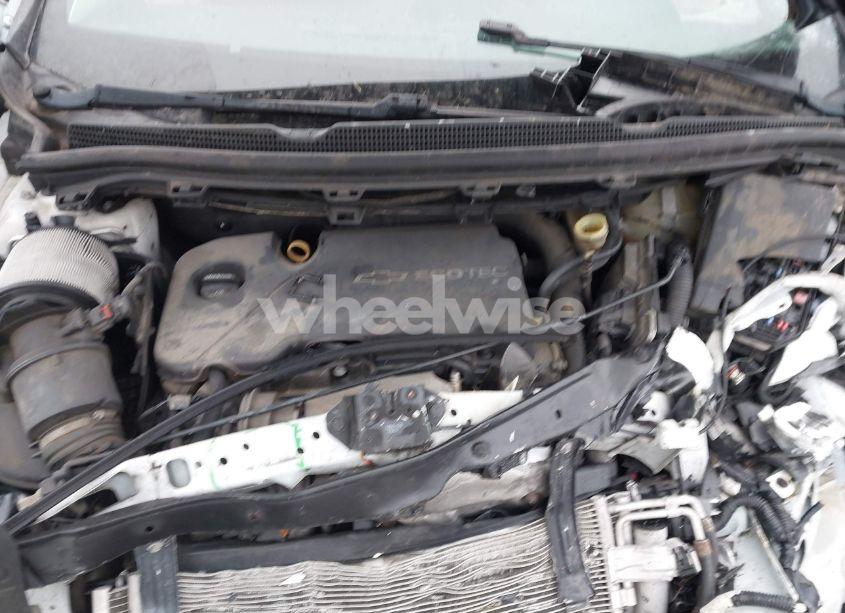 Photo 10 of 2016 Chevrolet Cruze LS AUTO (VIN 1G1BC5SM2G7274730)