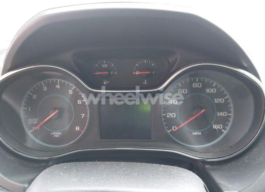 Photo 7 of 2016 Chevrolet Cruze LS AUTO (VIN 1G1BC5SM2G7274730)