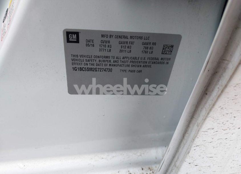 Photo 9 of 2016 Chevrolet Cruze LS AUTO (VIN 1G1BC5SM2G7274730)