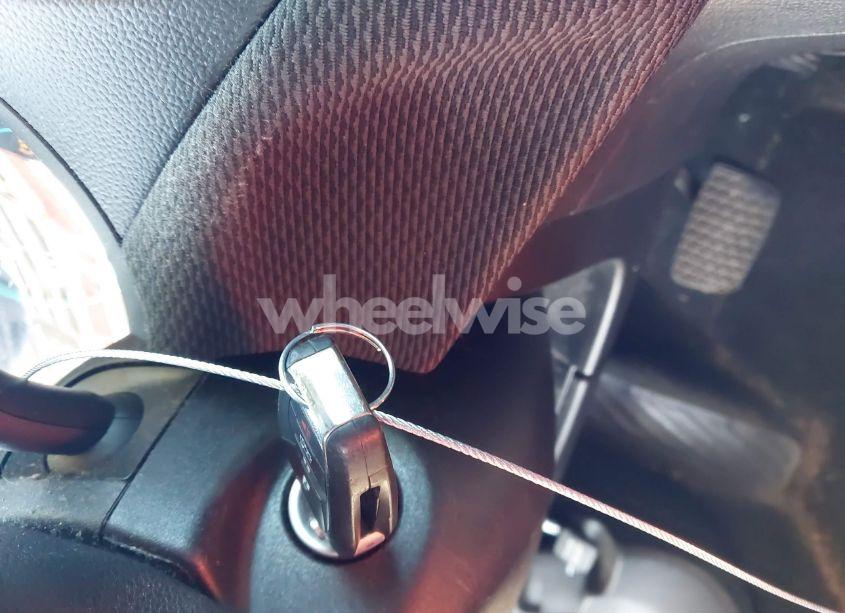 Photo 11 of 2017 Chevrolet Cruze LS AUTO (VIN 1G1BC5SM2H7150197)