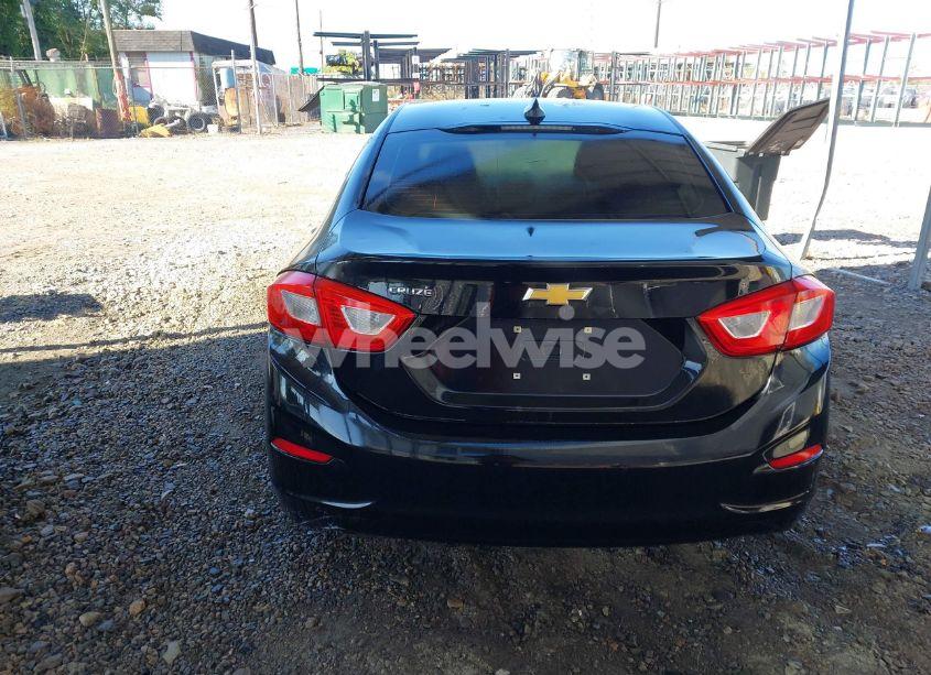 Photo 16 of 2017 Chevrolet Cruze LS AUTO (VIN 1G1BC5SM2H7150197)