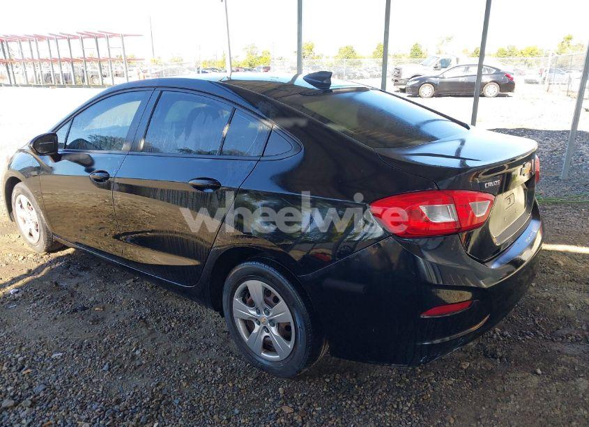 Photo 3 of 2017 Chevrolet Cruze LS AUTO (VIN 1G1BC5SM2H7150197)