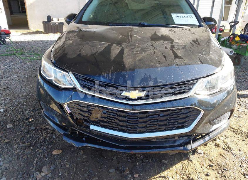 Photo 6 of 2017 Chevrolet Cruze LS AUTO (VIN 1G1BC5SM2H7150197)