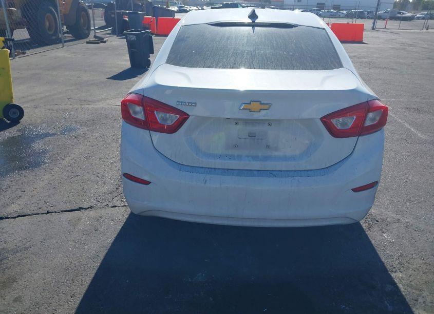 Photo 17 of 2017 Chevrolet Cruze LS AUTO (VIN 1G1BC5SM2H7166108)