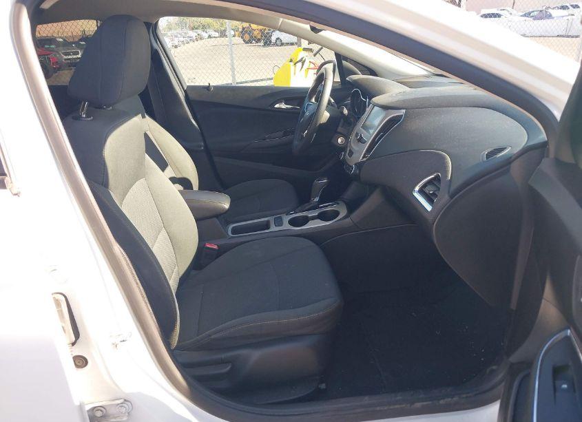 Photo 5 of 2017 Chevrolet Cruze LS AUTO (VIN 1G1BC5SM2H7166108)