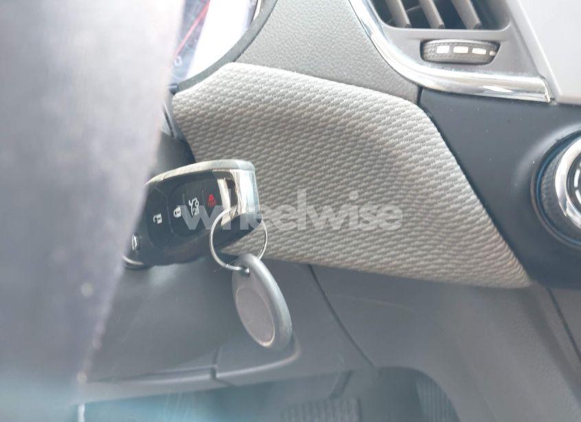 Photo 11 of 2017 Chevrolet Cruze LS AUTO (VIN 1G1BC5SM2H7209510)