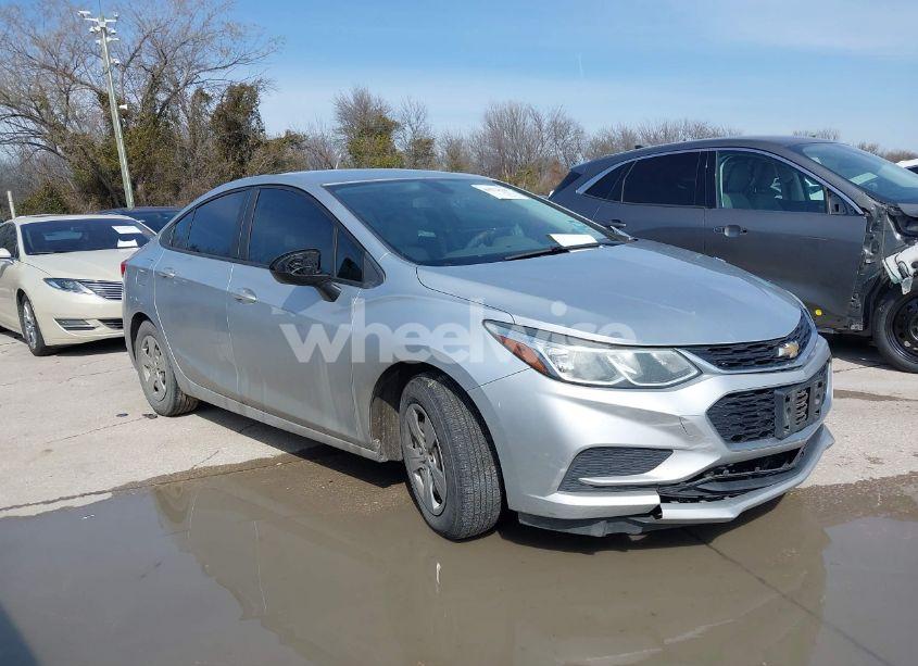 Photo 13 of 2017 Chevrolet Cruze LS AUTO (VIN 1G1BC5SM2H7209510)