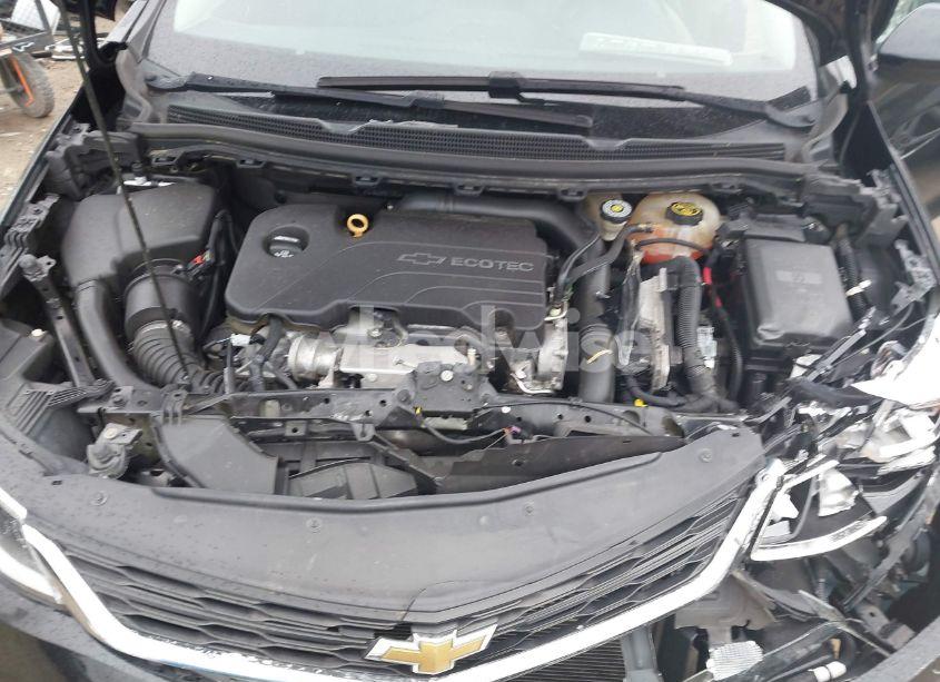 Photo 10 of 2017 Chevrolet Cruze LS AUTO (VIN 1G1BC5SM2H7223276)