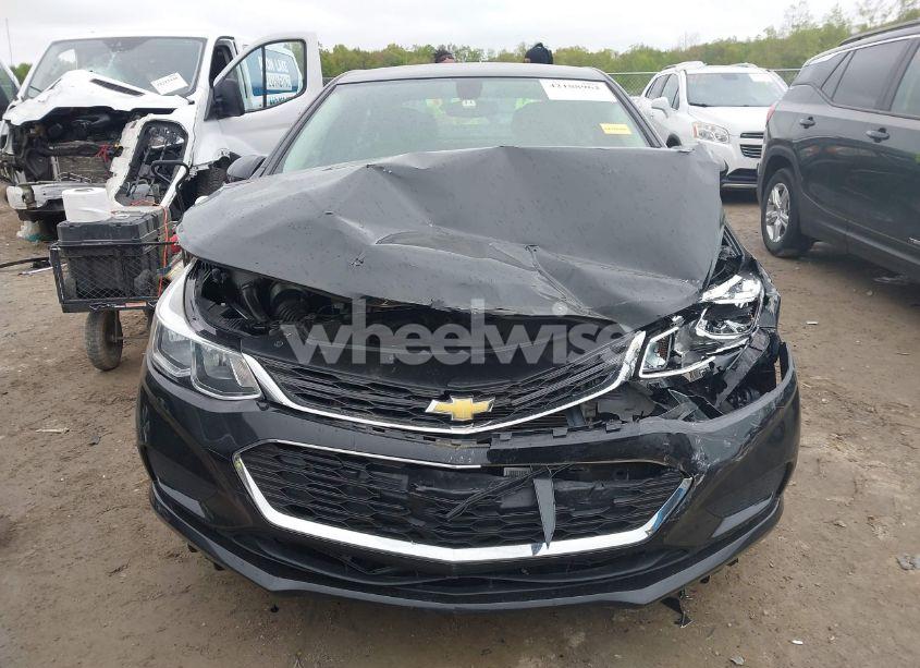 Photo 13 of 2017 Chevrolet Cruze LS AUTO (VIN 1G1BC5SM2H7223276)