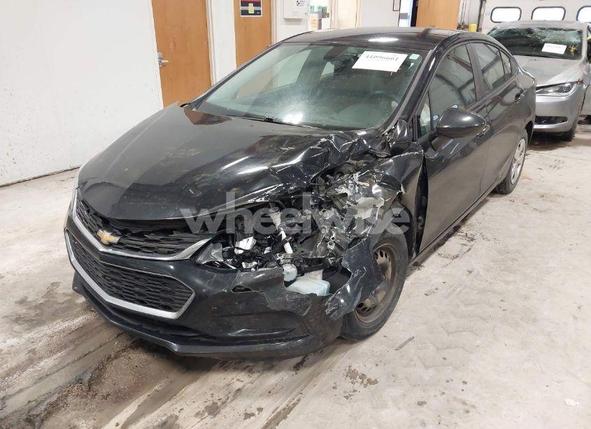 Photo 2 of 2017 Chevrolet Cruze LS AUTO (VIN 1G1BC5SM2H7246931)