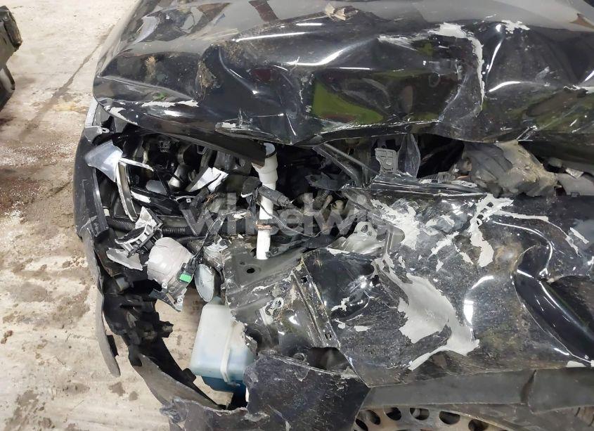 Photo 6 of 2017 Chevrolet Cruze LS AUTO (VIN 1G1BC5SM2H7246931)